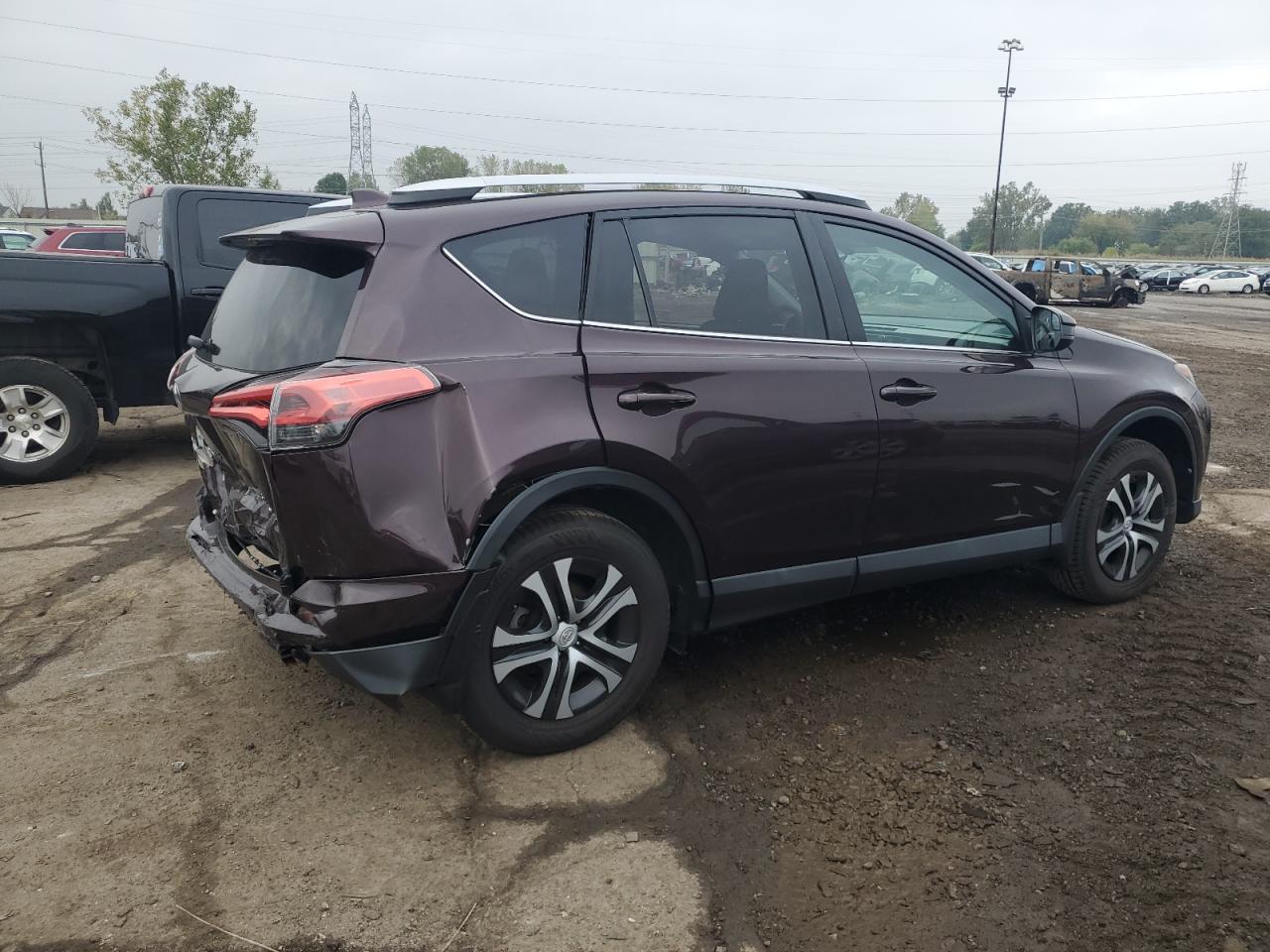 TOYOTA RAV4 LE