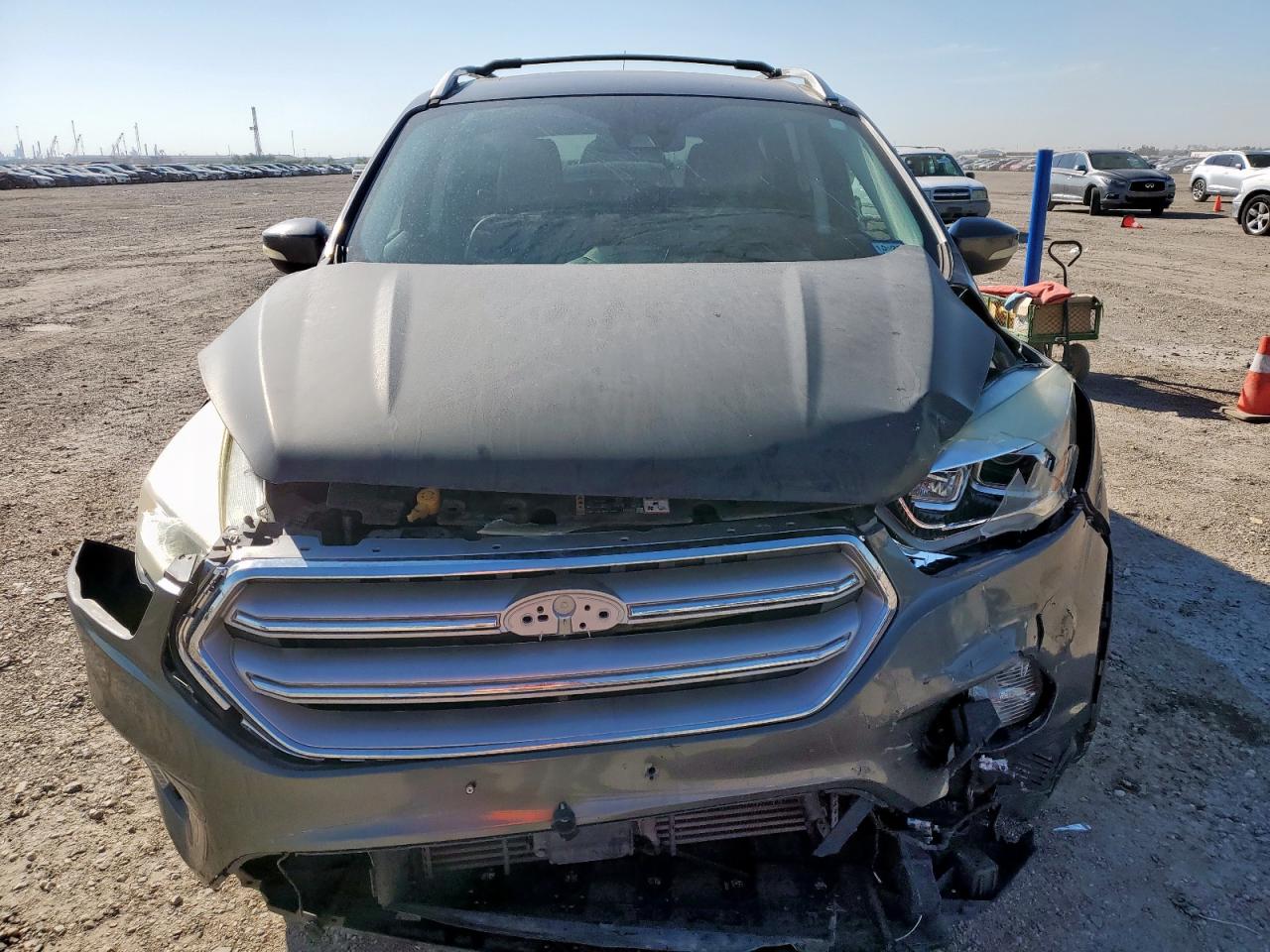 FORD ESCAPE TITANIUM