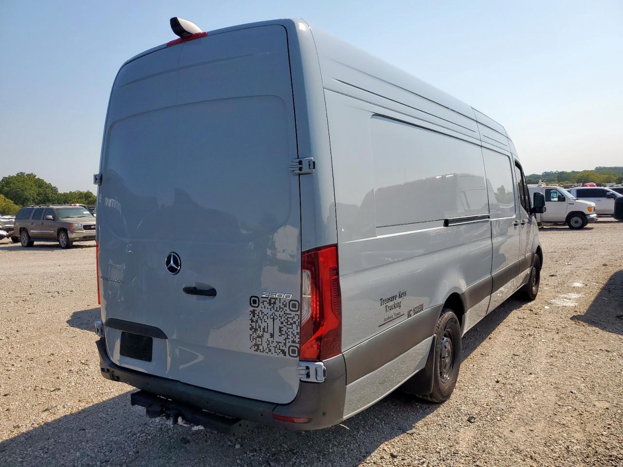 MERCEDES-BENZ SPRINTER 2500