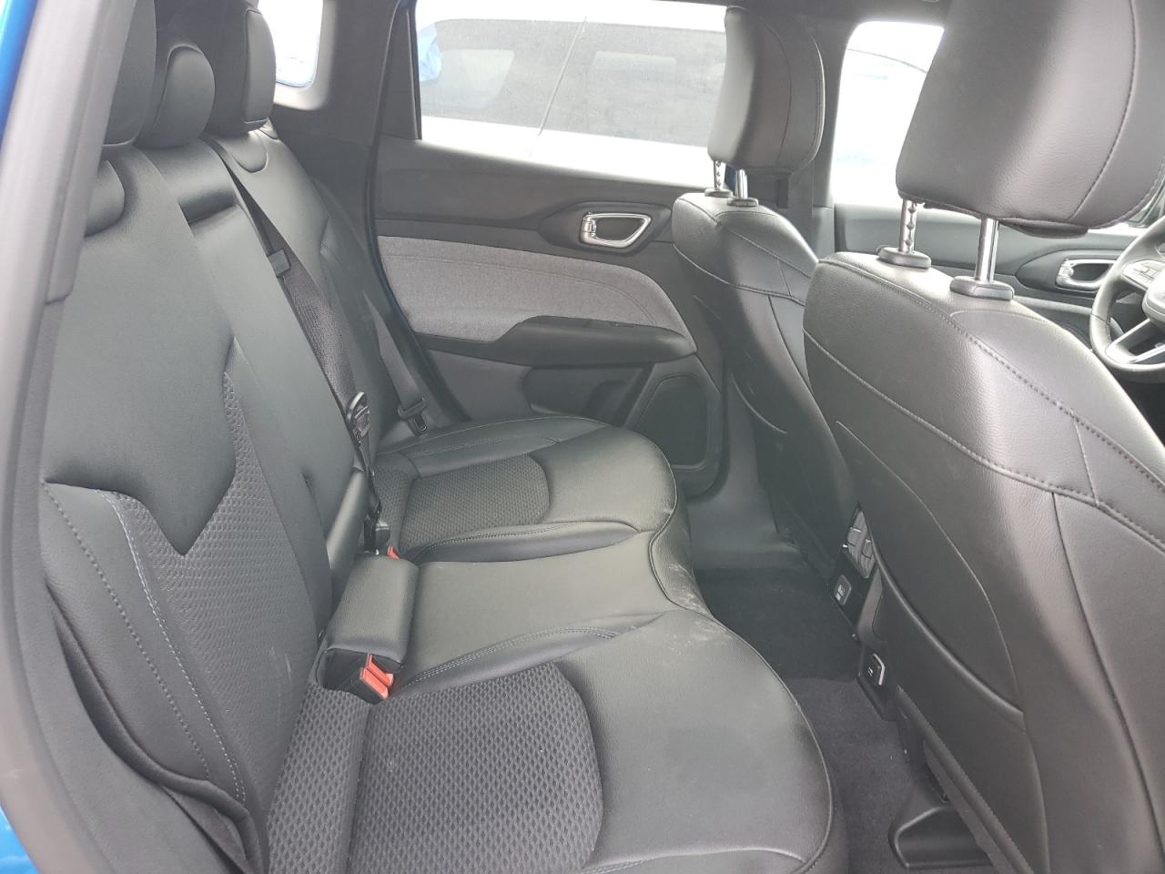 JEEP COMPASS LATITUDE