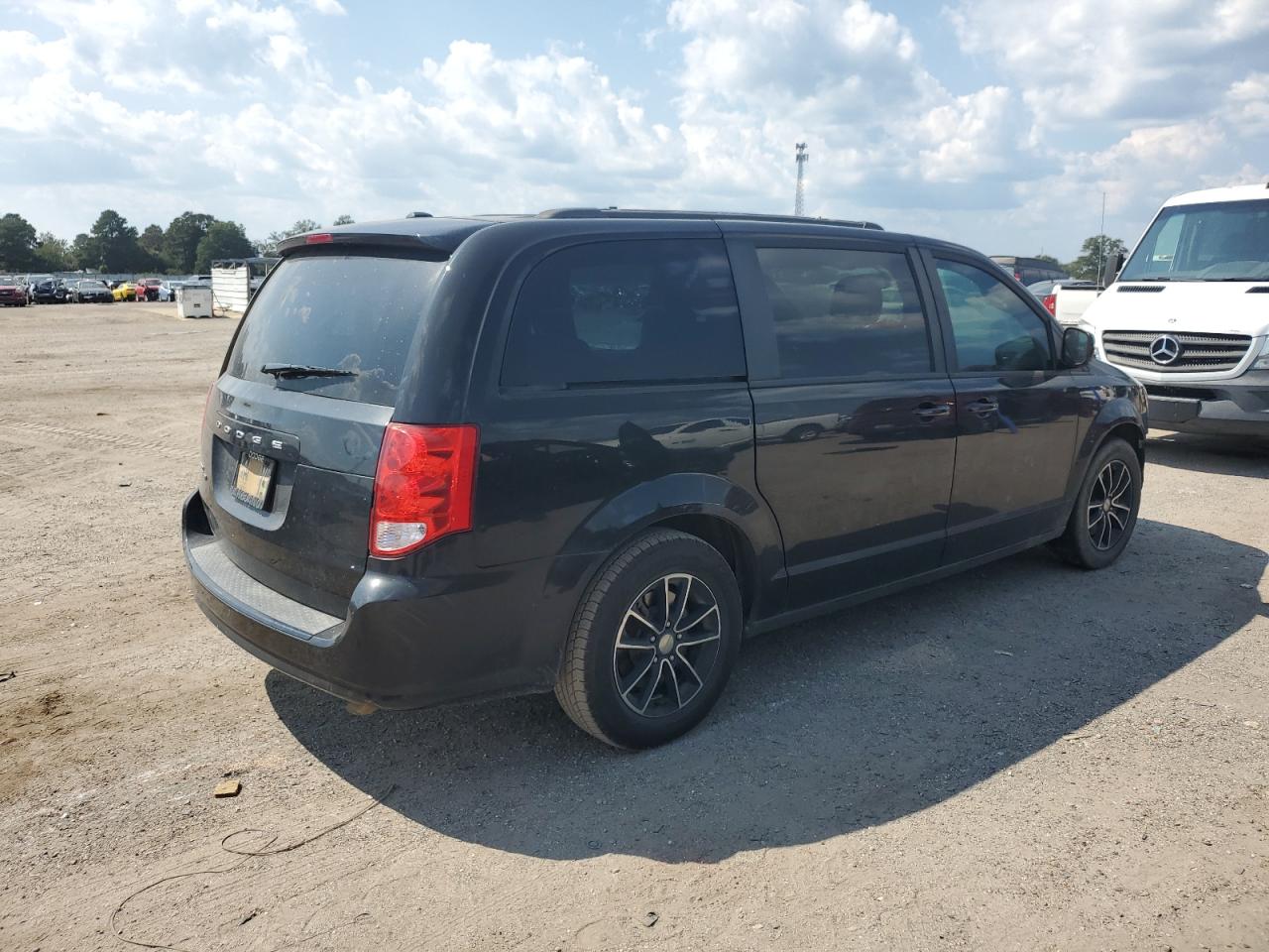 DODGE GRAND CARAVAN SXT