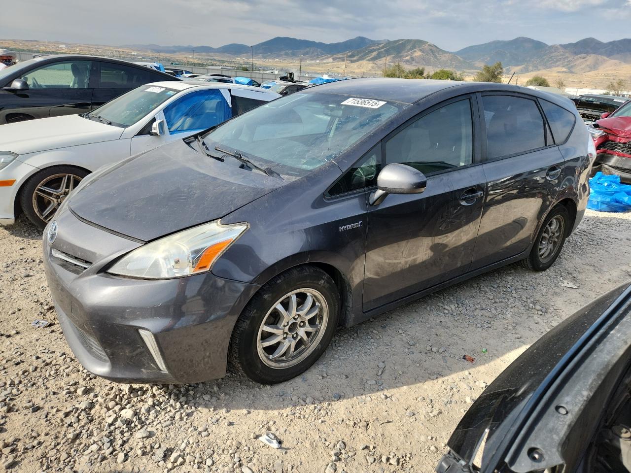 TOYOTA PRIUS V