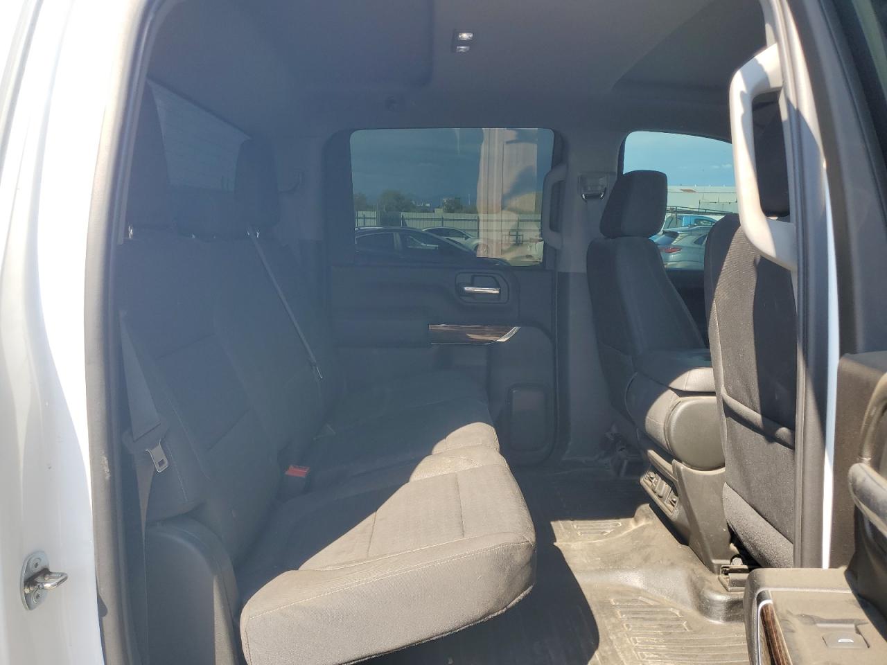 GMC SIERRA K2500 SLE