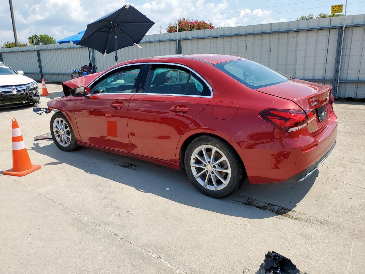 MERCEDES-BENZ A-CLASS 220