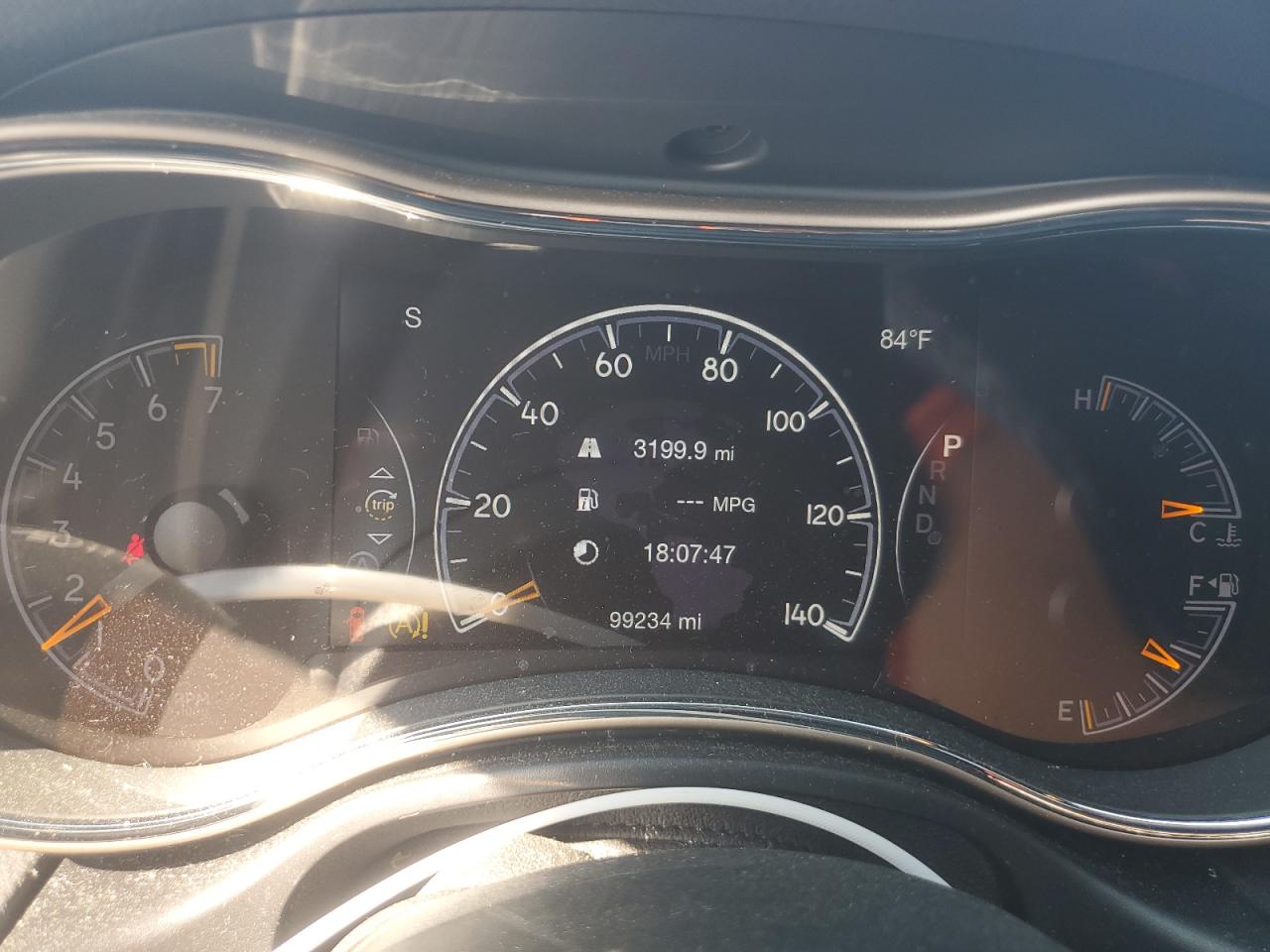 JEEP GRAND CHEROKEE LAREDO