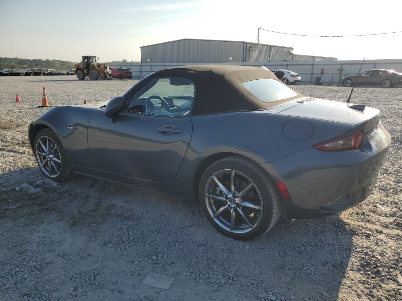 MAZDA MX-5 GRAND TOURING
