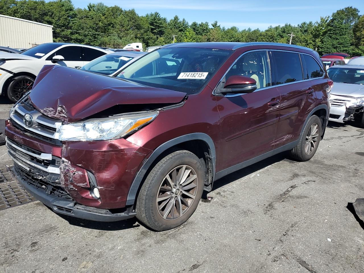 TOYOTA HIGHLANDER SE