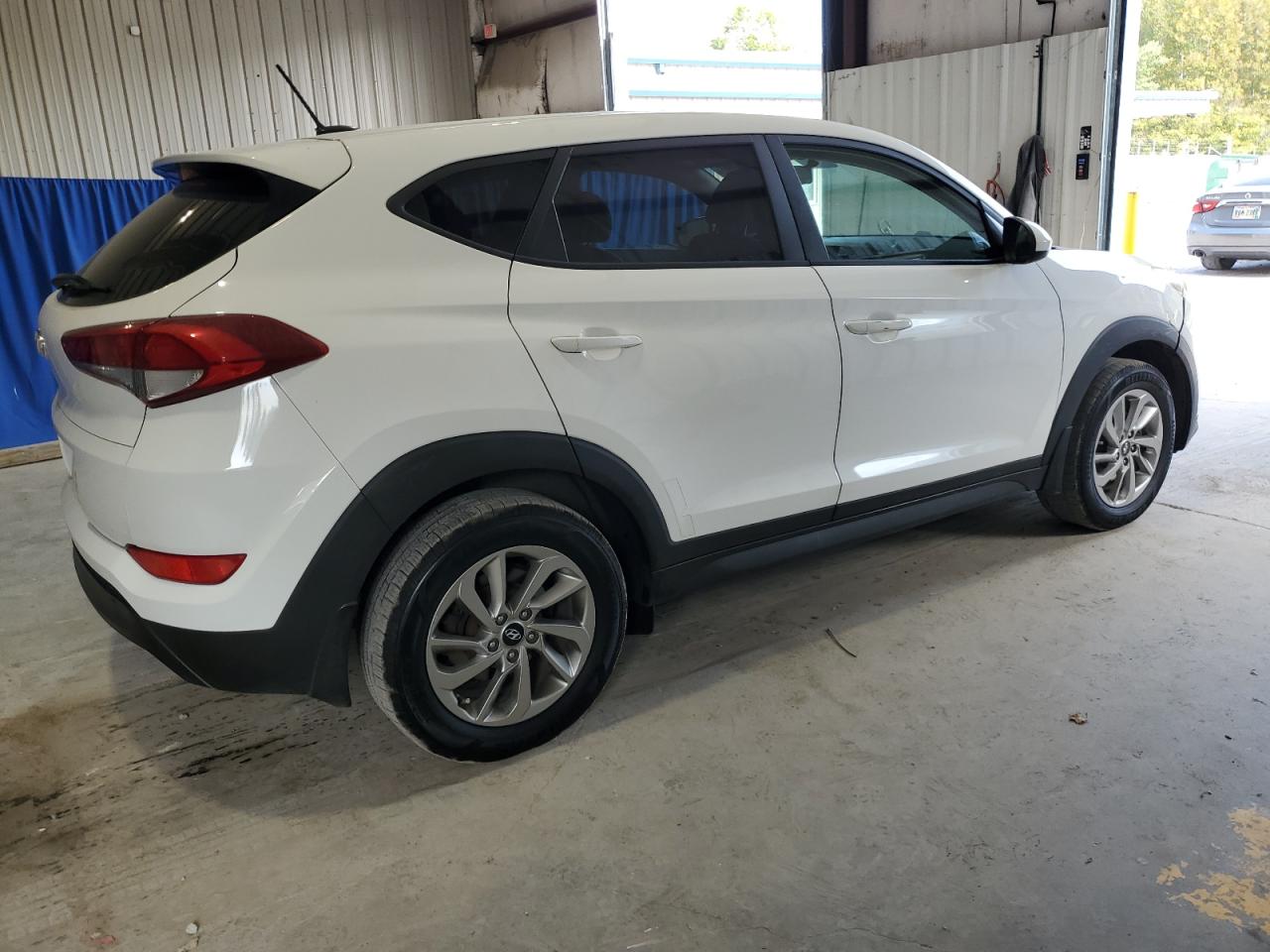 HYUNDAI TUCSON SE