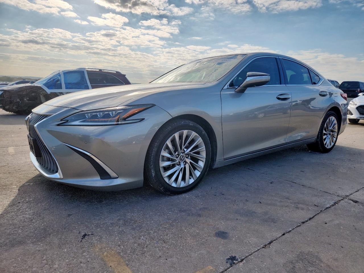 LEXUS ES 350 ULTRA LUXURY