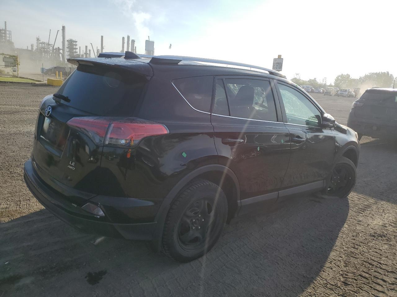 TOYOTA RAV4 LE