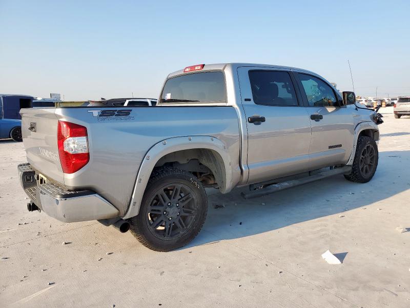 2018 TOYOTA TUNDRA CREWMAX SR5 5TFEM5F10JX128075