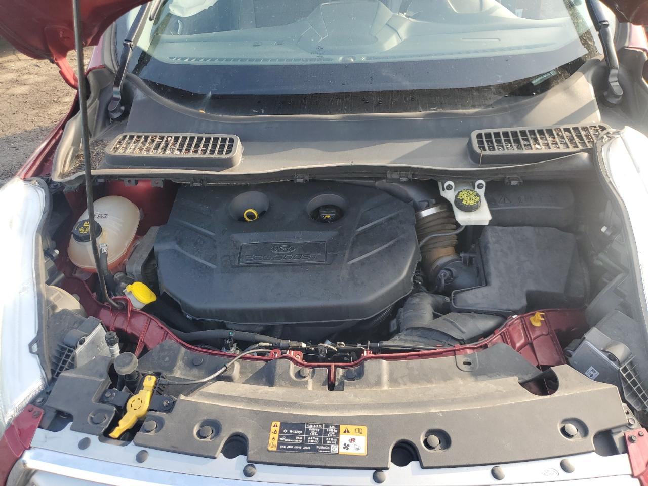 FORD ESCAPE TITANIUM