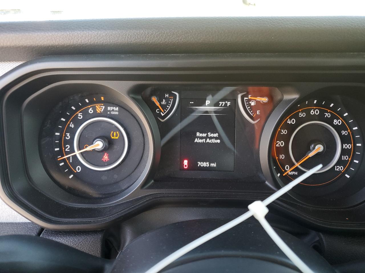 JEEP GLADIATOR SPORT