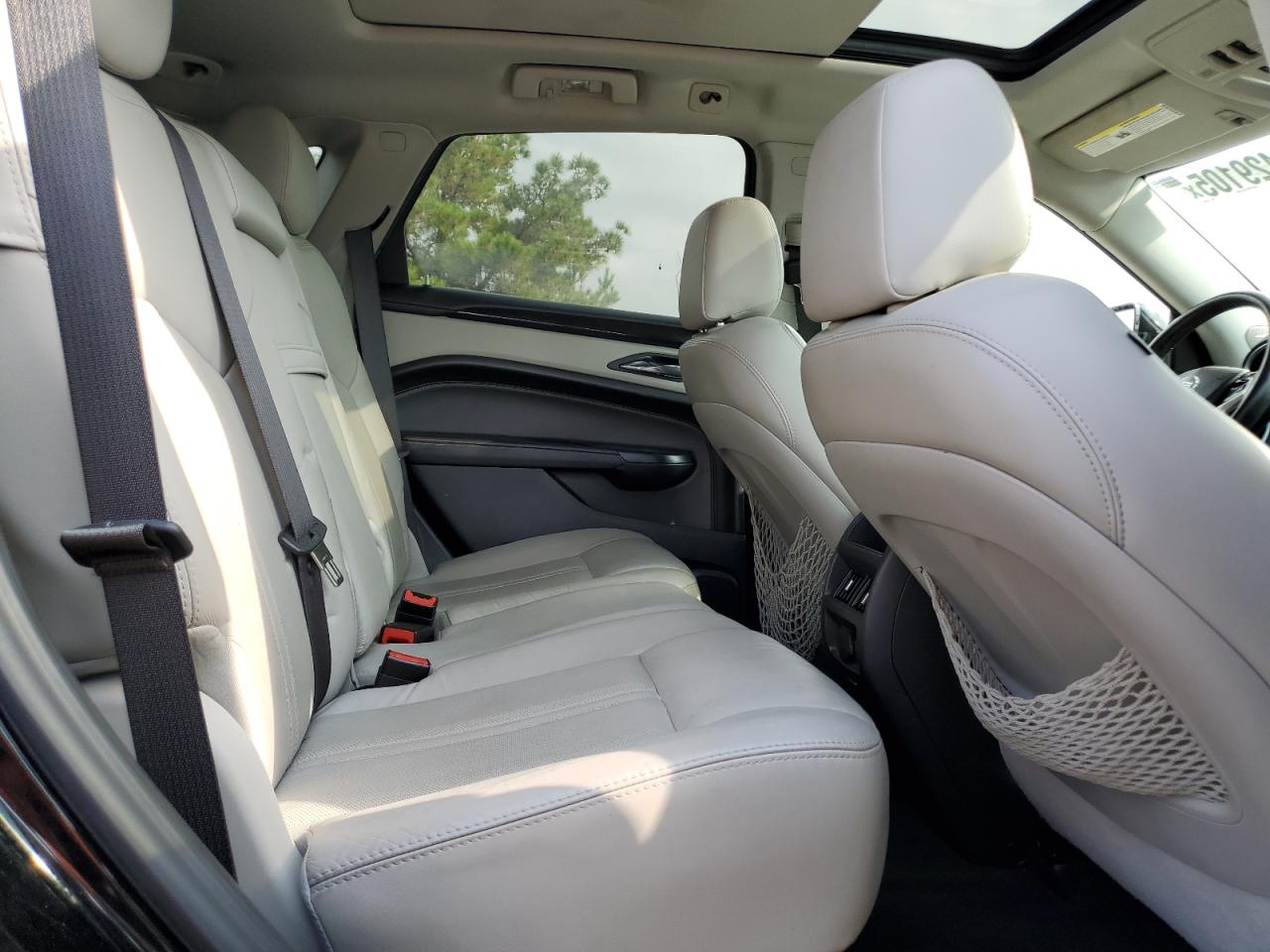 CADILLAC SRX LUXURY COLLECTION