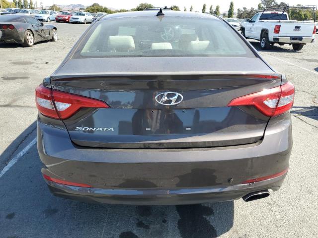 2016 HYUNDAI SONATA SE 5NPE24AF5GH389936