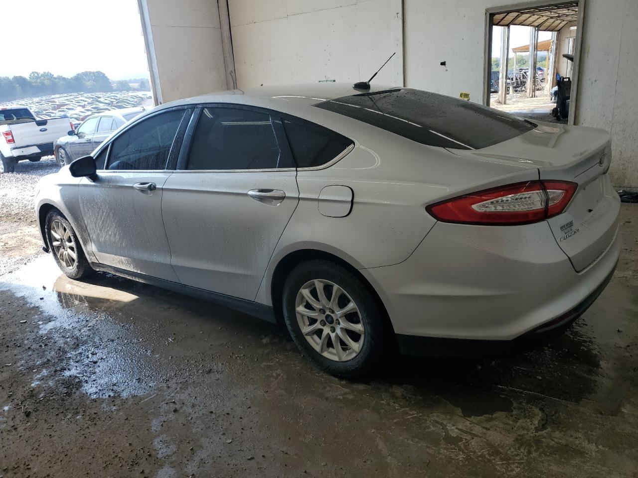 FORD FUSION S
