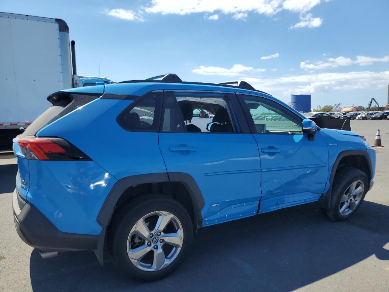 Lot #3254191525 2021 TOYOTA RAV4 XLE P