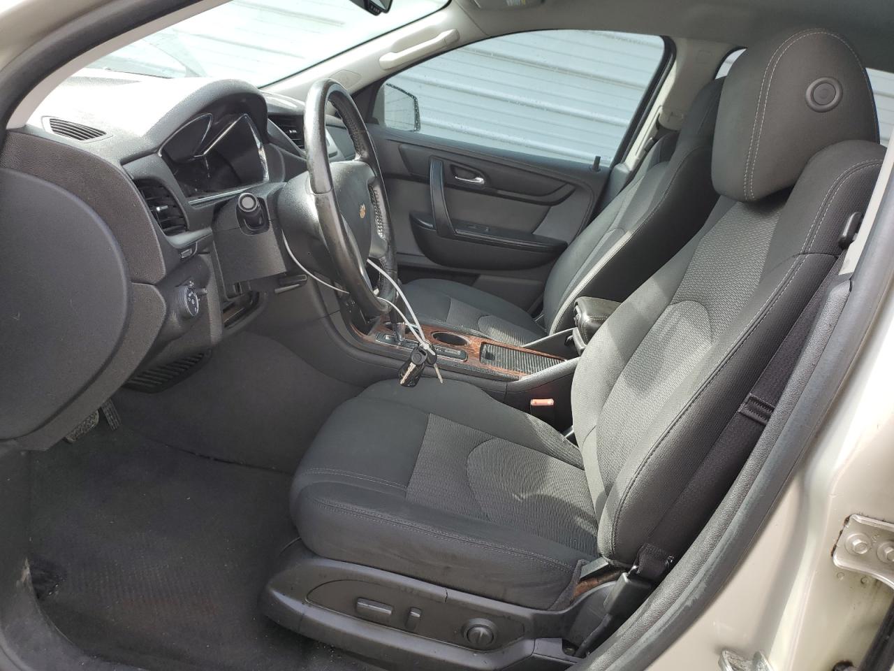 CHEVROLET TRAVERSE LT