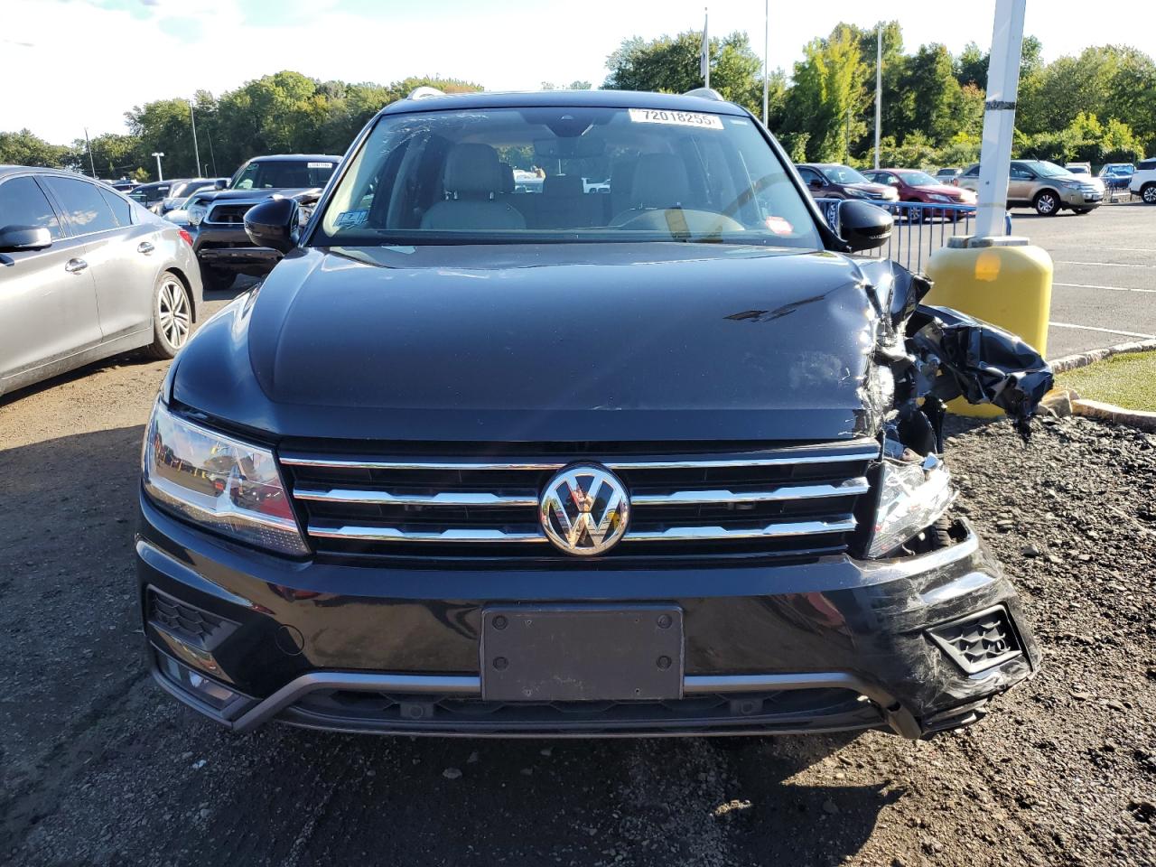 VOLKSWAGEN TIGUAN SE