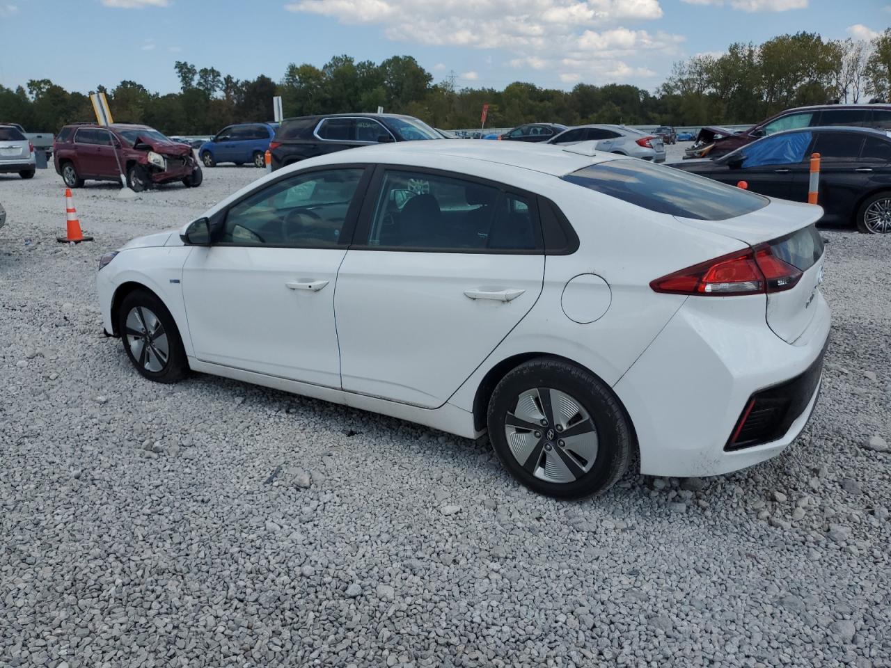HYUNDAI IONIQ BLUE