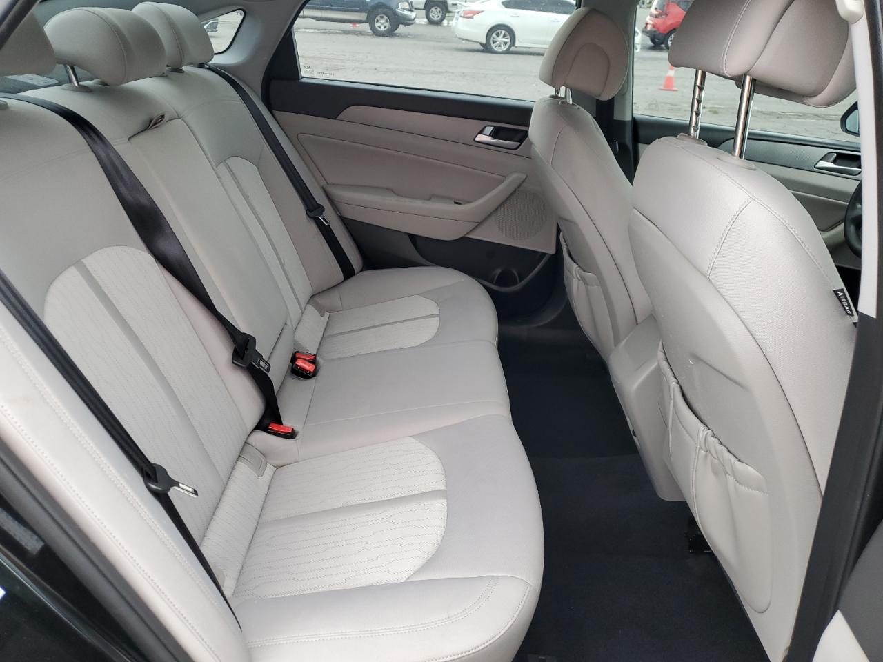 HYUNDAI SONATA HYBRID