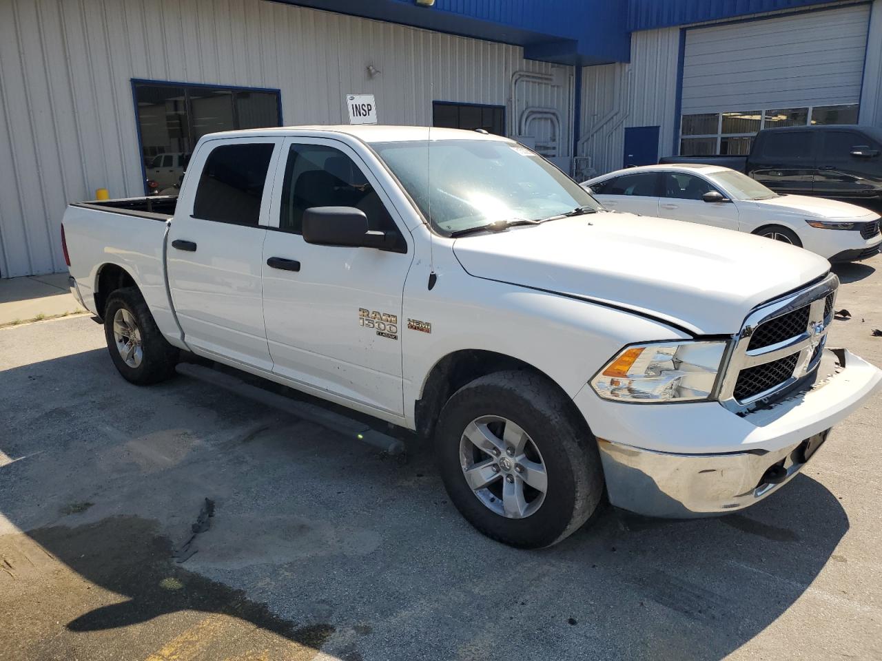 RAM 1500 TRADESMAN