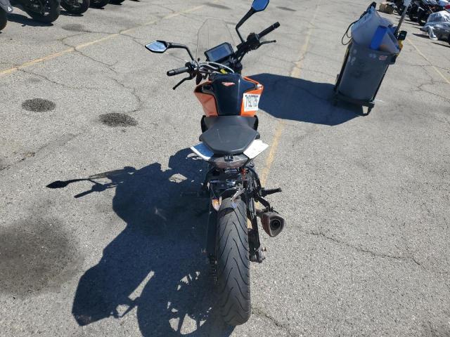 2017 KTM 390 DUKE MD2JPJ401HC209834