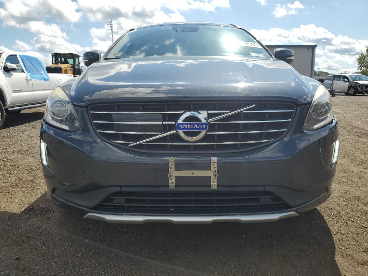 VOLVO XC60 T6 PLATINUM