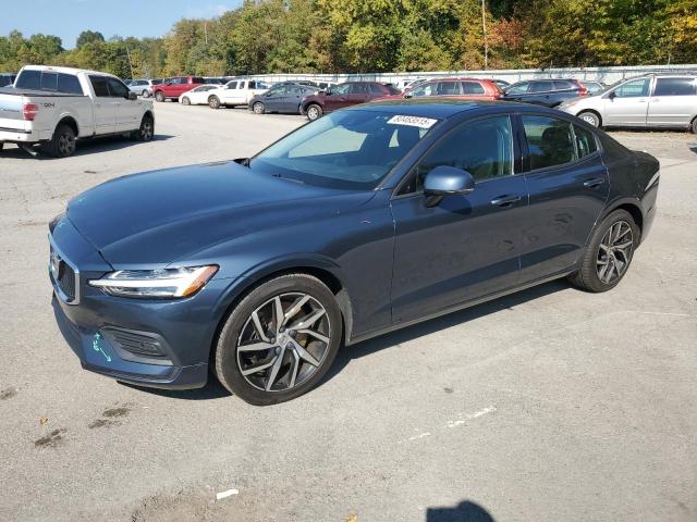 VOLVO S60 T6 MOMENTUM