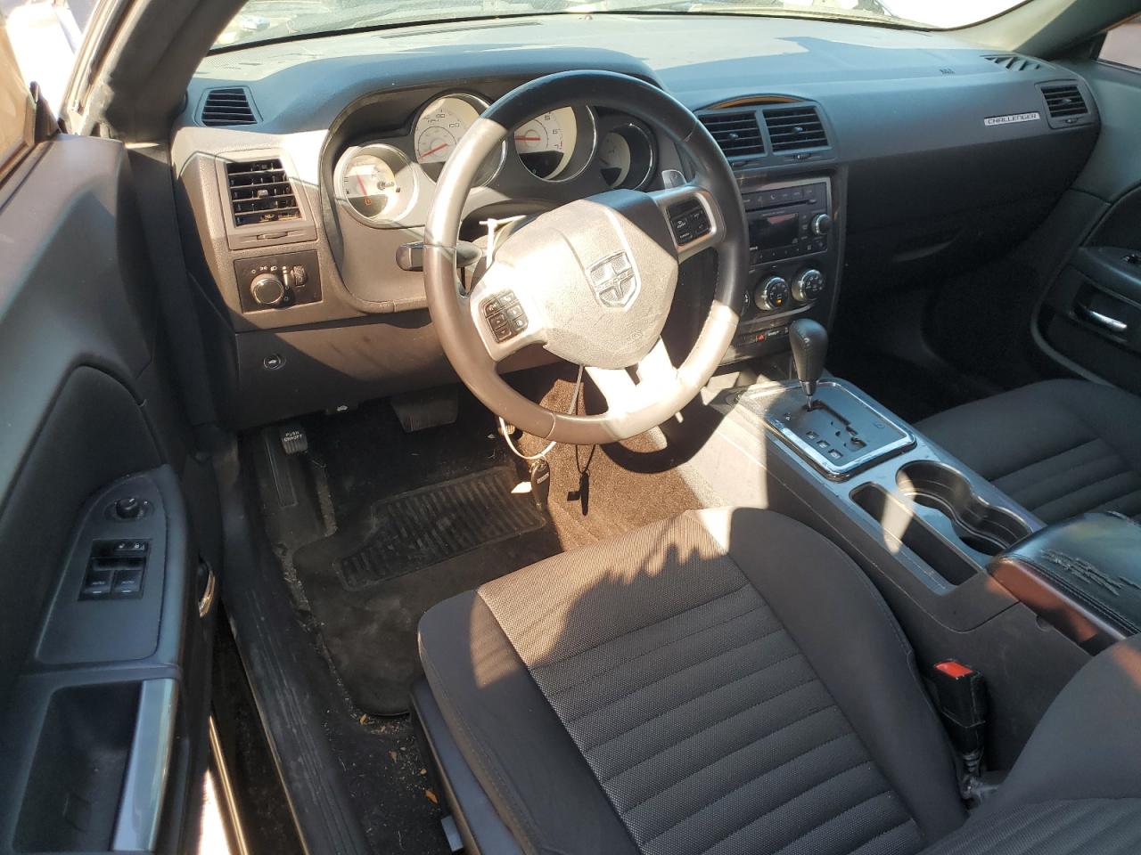 DODGE CHALLENGER SXT