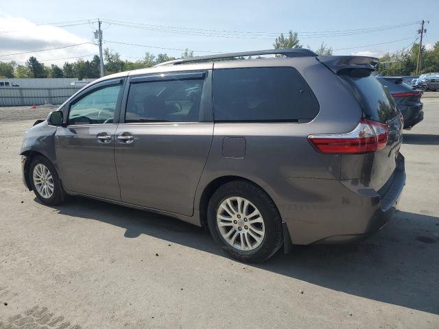 2017 TOYOTA SIENNA XLE 5TDYZ3DC5HS863853