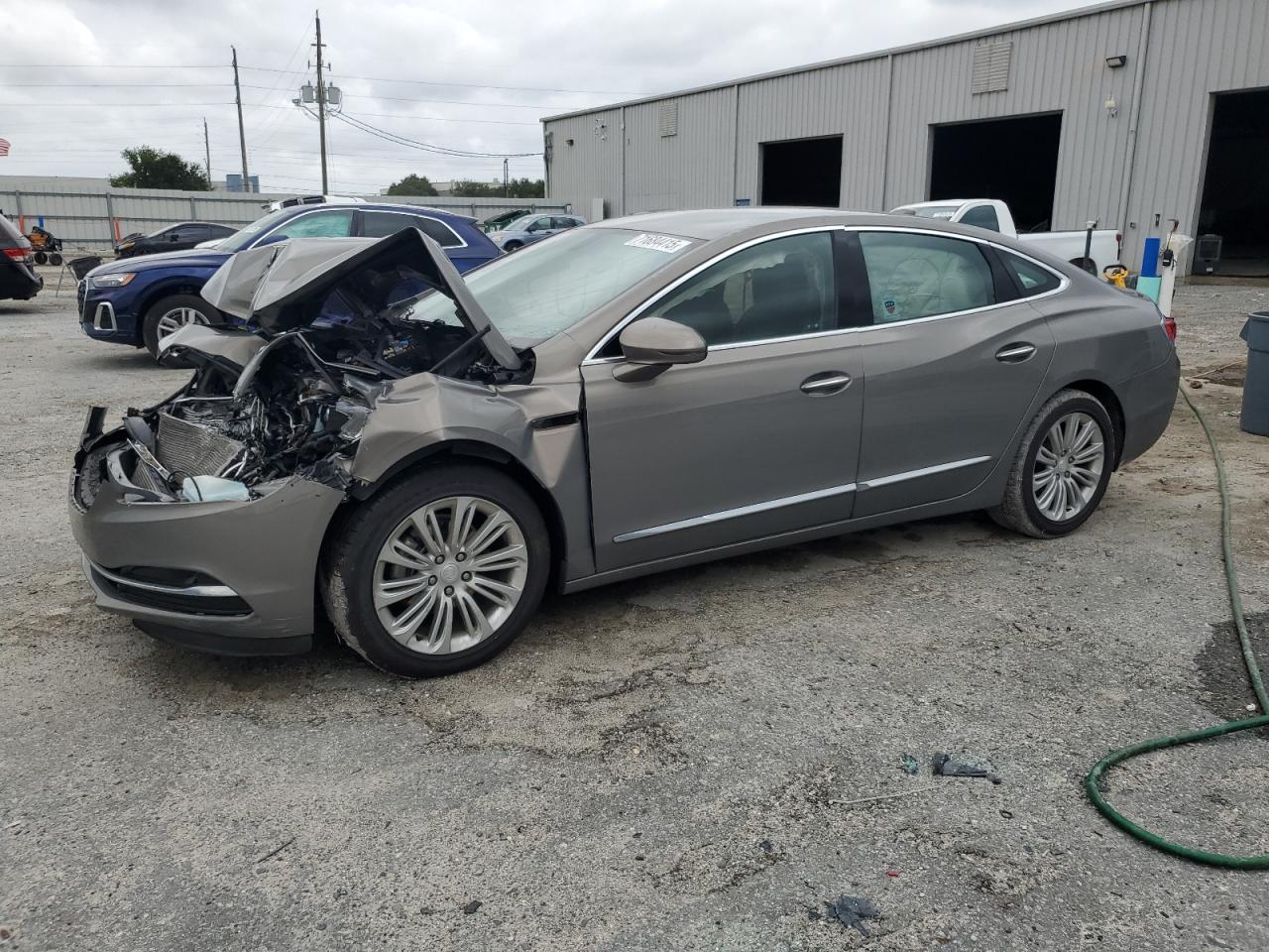 BUICK LACROSSE ESSENCE