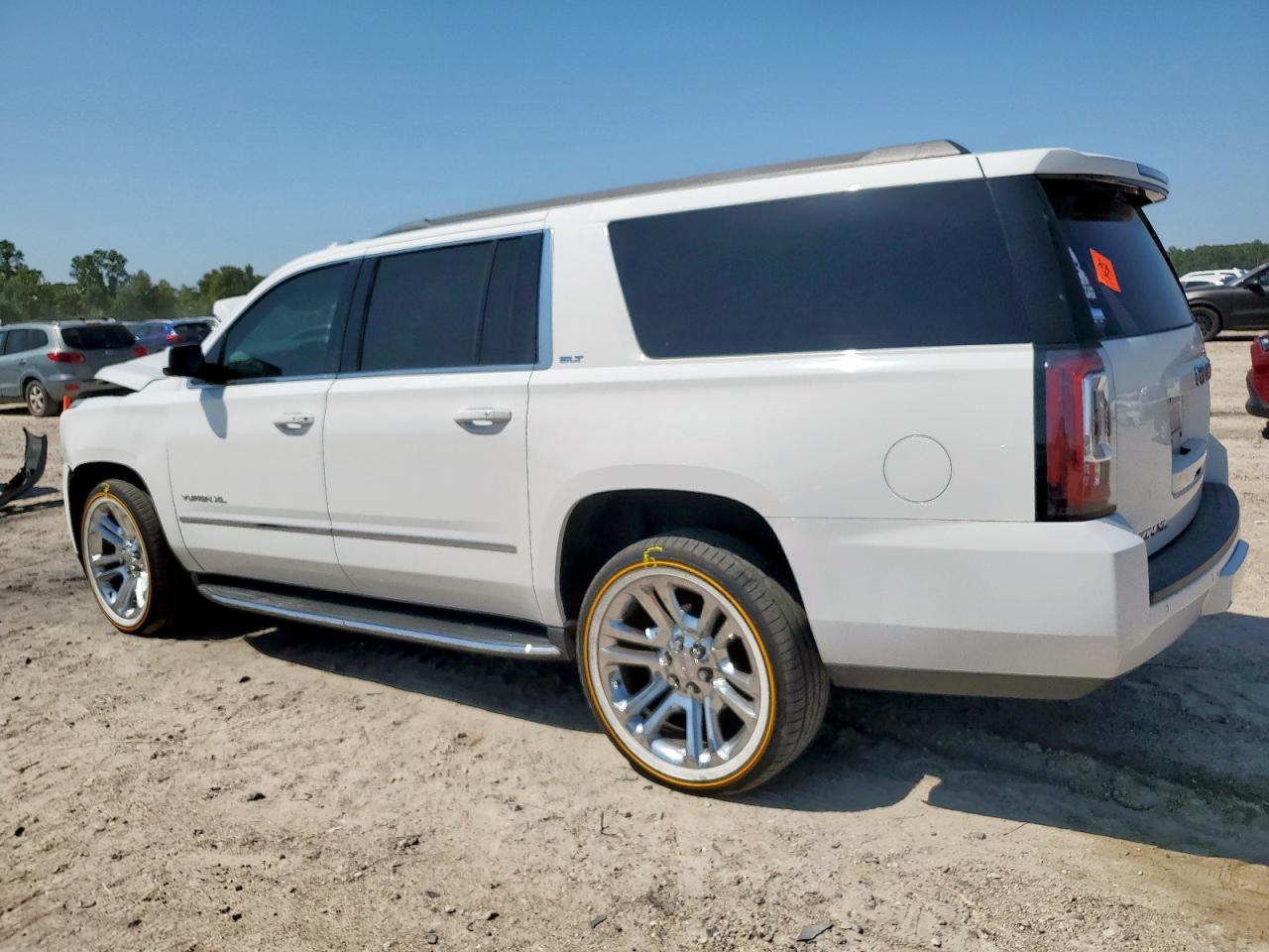 GMC YUKON K1500 SLT