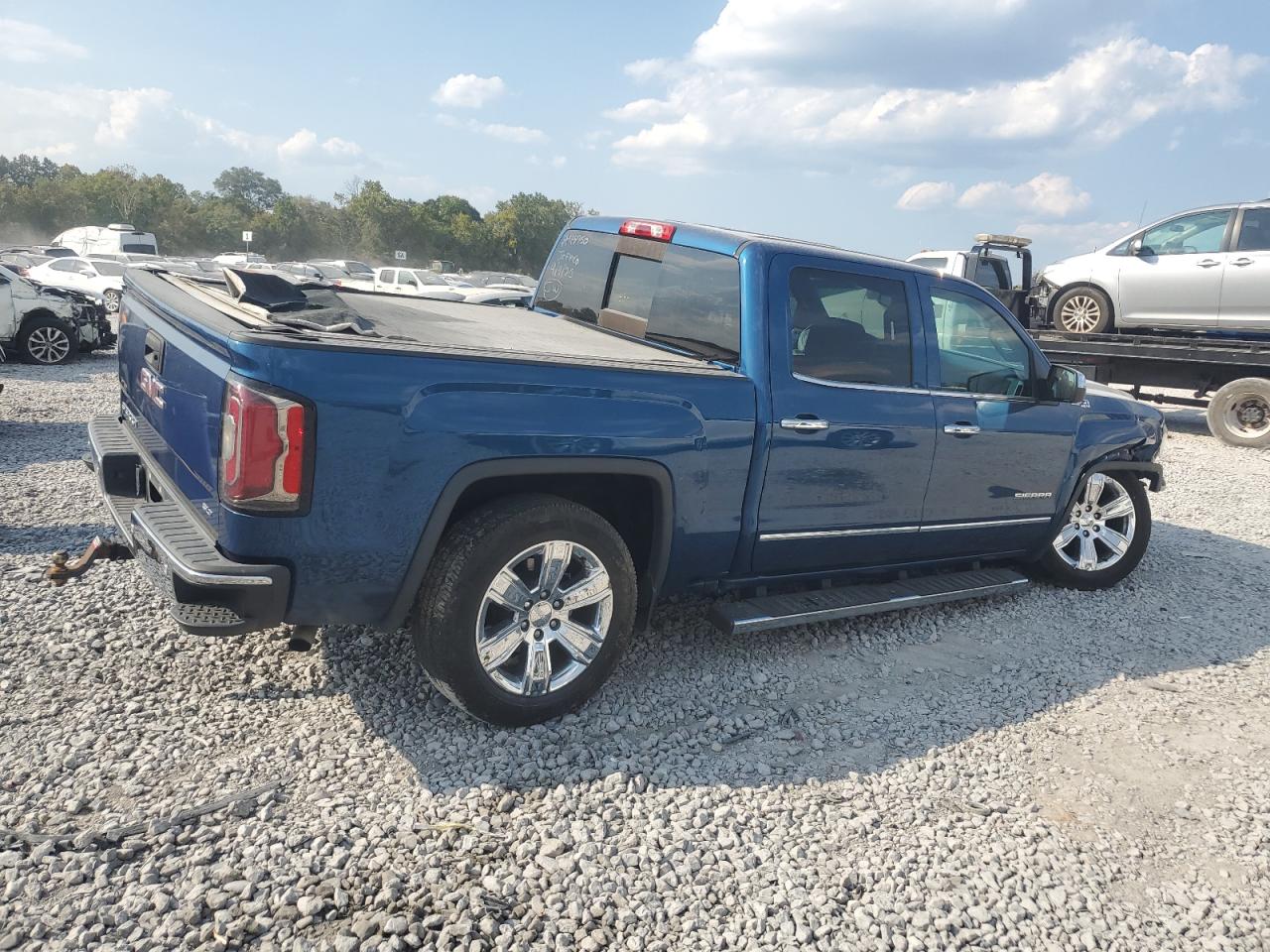 GMC SIERRA 1500 K1500 SLT