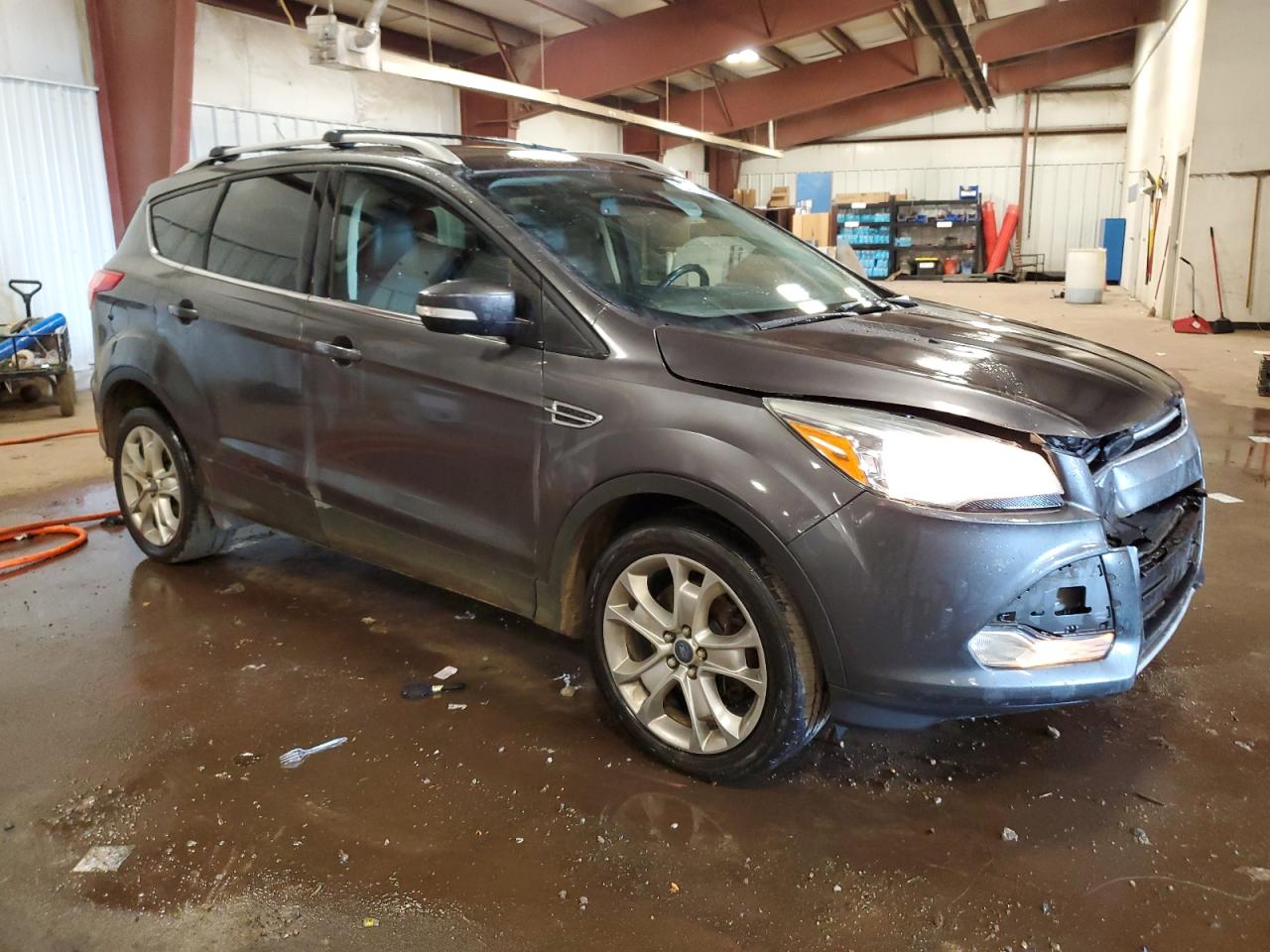 FORD ESCAPE TITANIUM