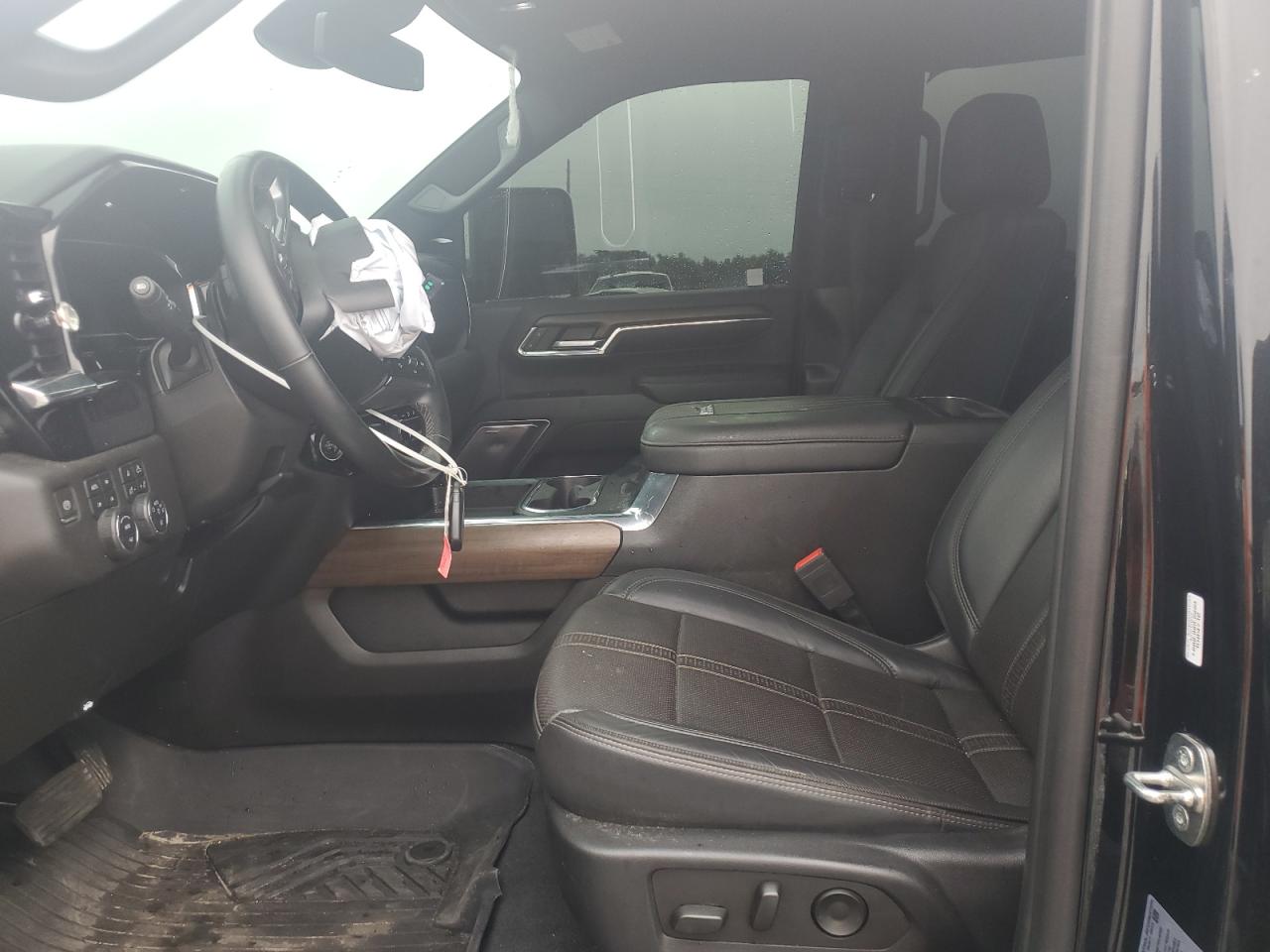 CHEVROLET SILVERADO K2500 HIGH COUNTRY