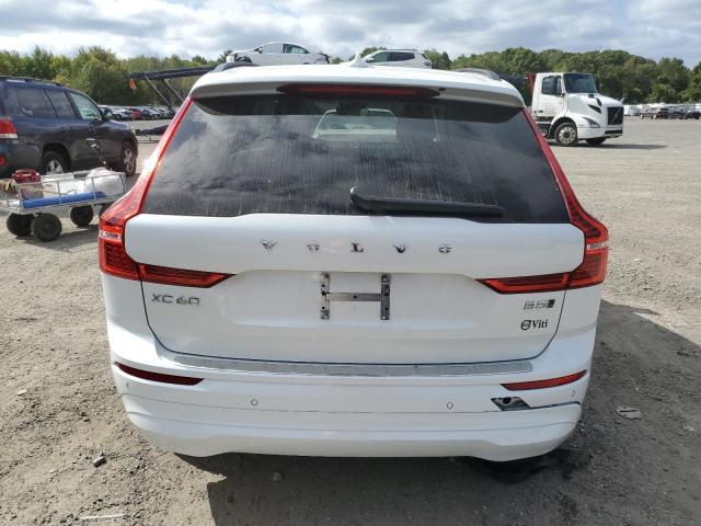 2022 VOLVO XC60 B5 MO YV4L12RK8N1084271
