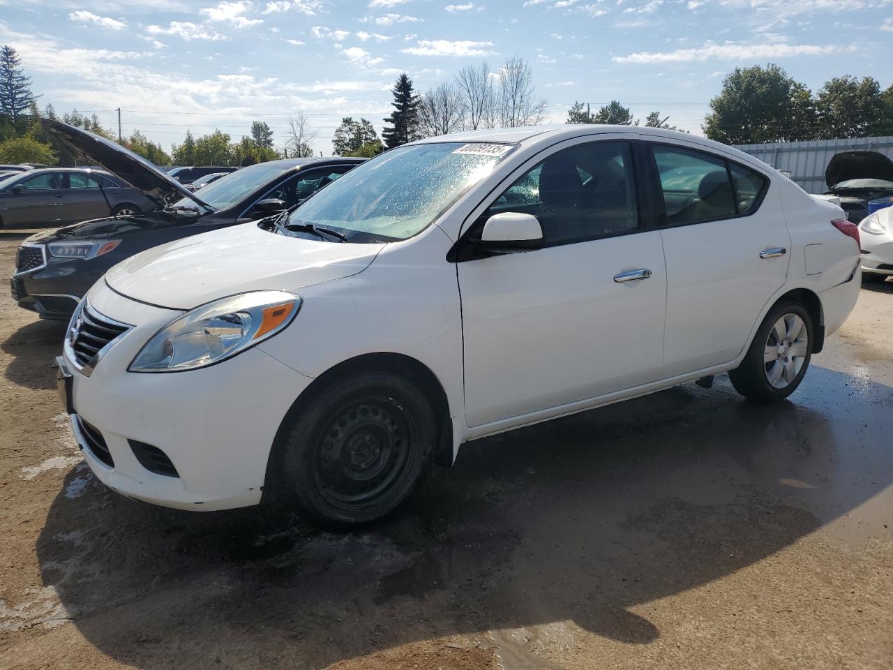 NISSAN VERSA S