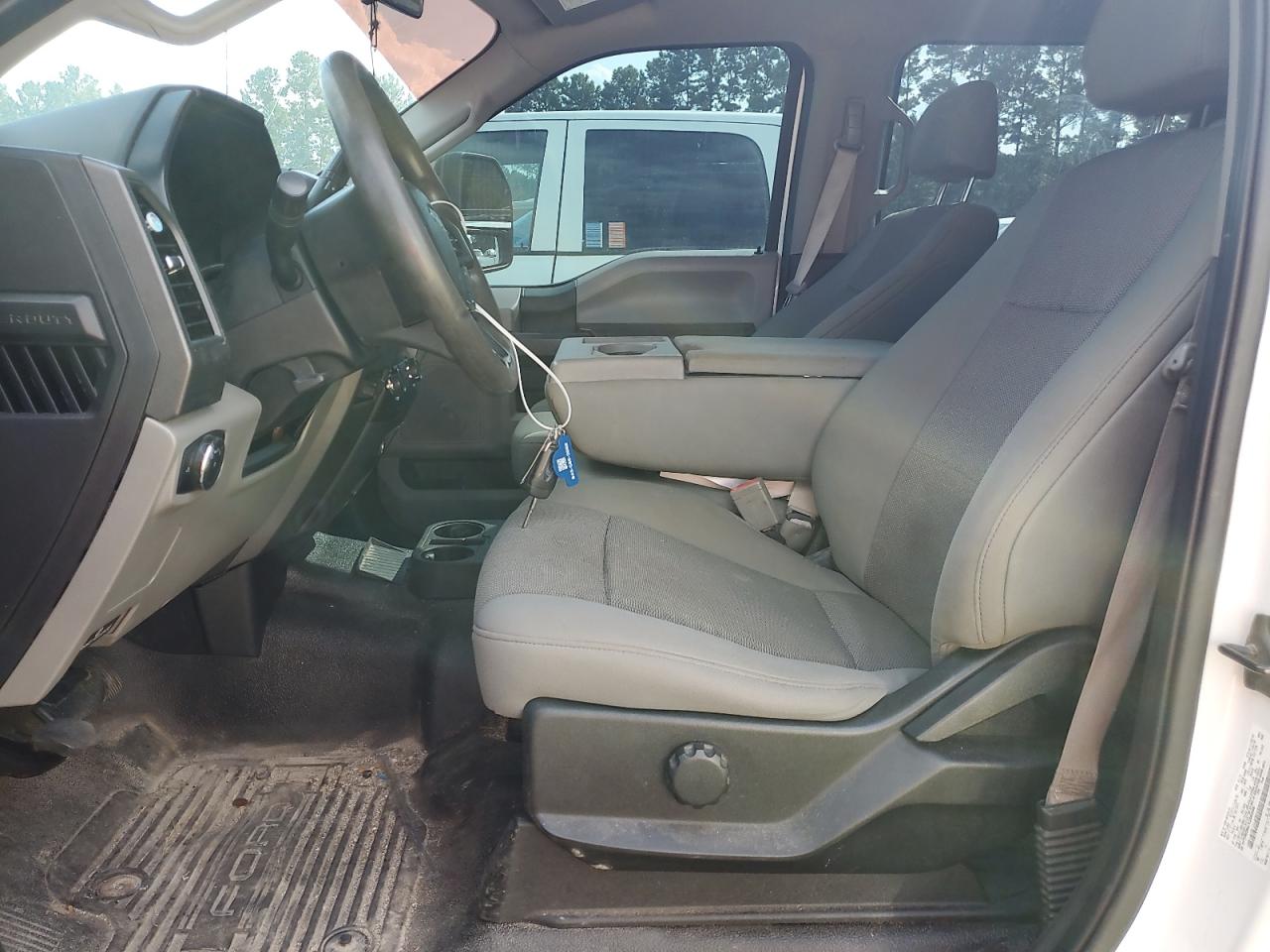 FORD F-350 SUPER DUTY