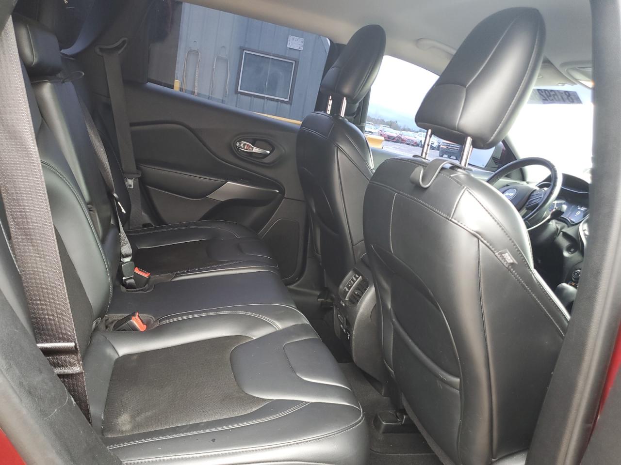 JEEP GRAND CHEROKEE LATITUDE PLUS