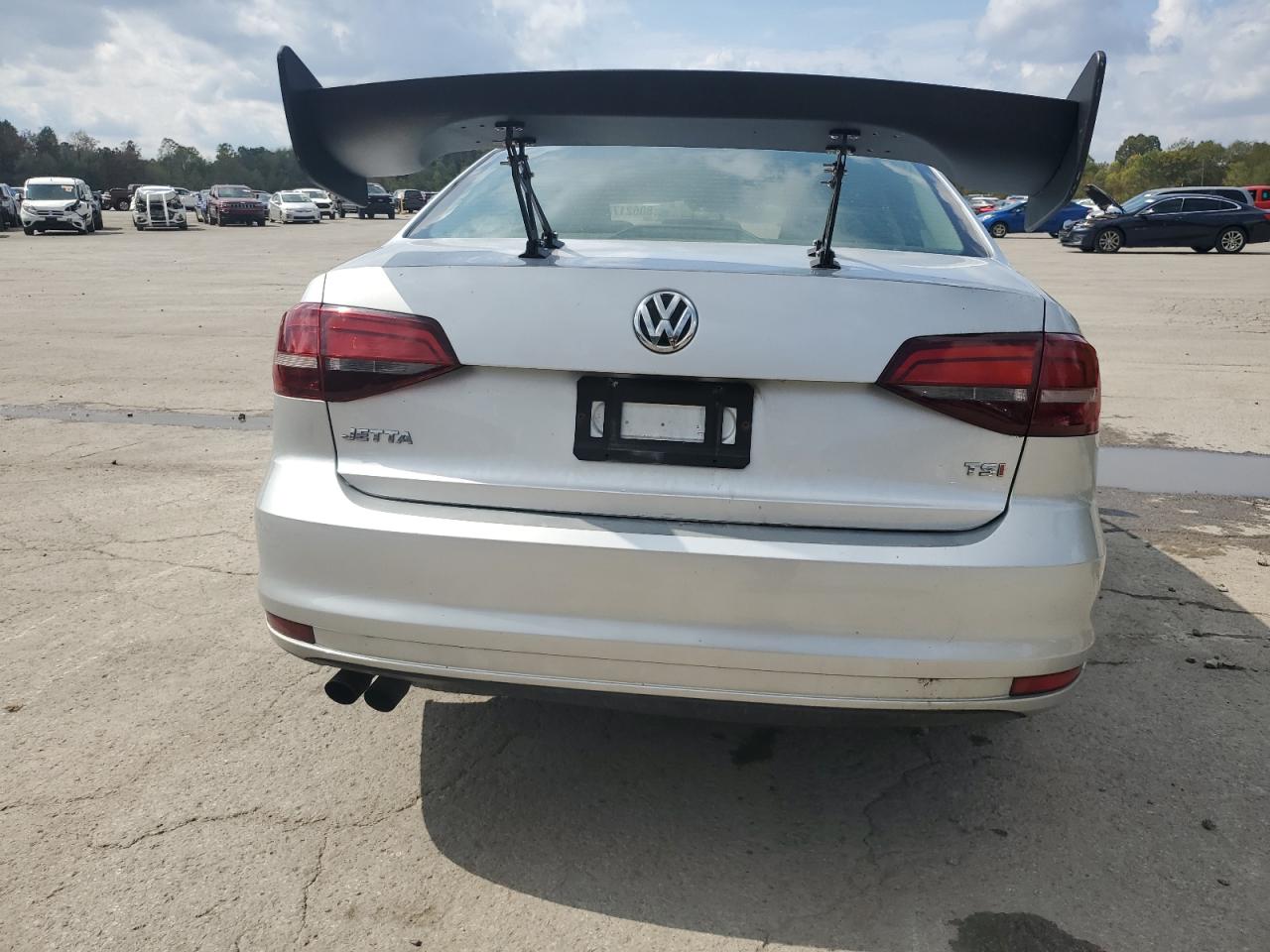 VOLKSWAGEN JETTA S