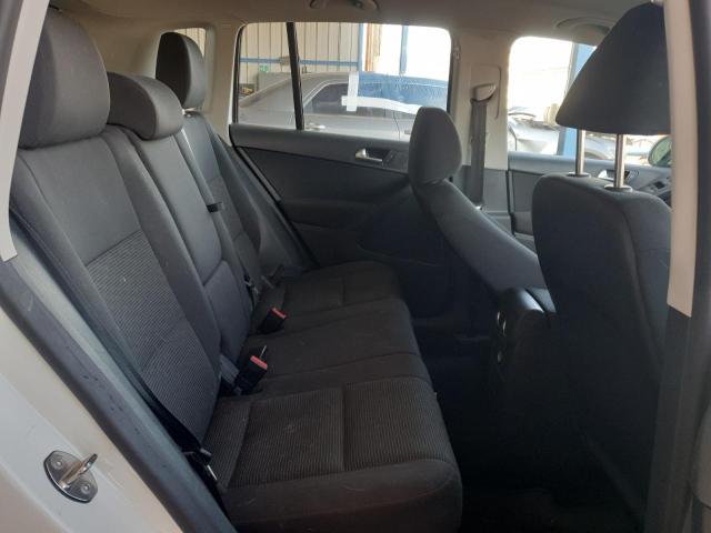 2017 VOLKSWAGEN TIGUAN S WVGBV7AX8HK043575