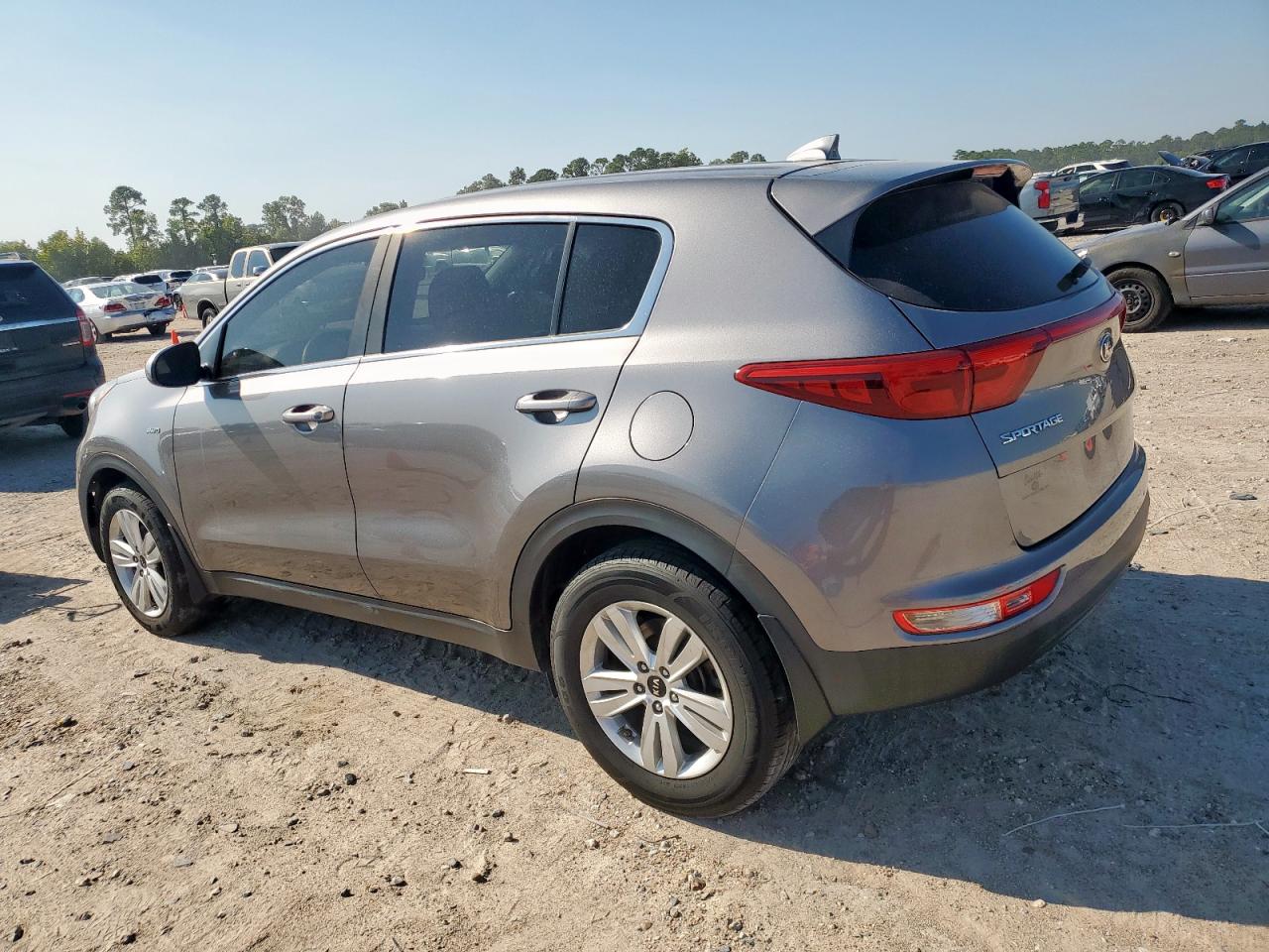 KIA SPORTAGE LX