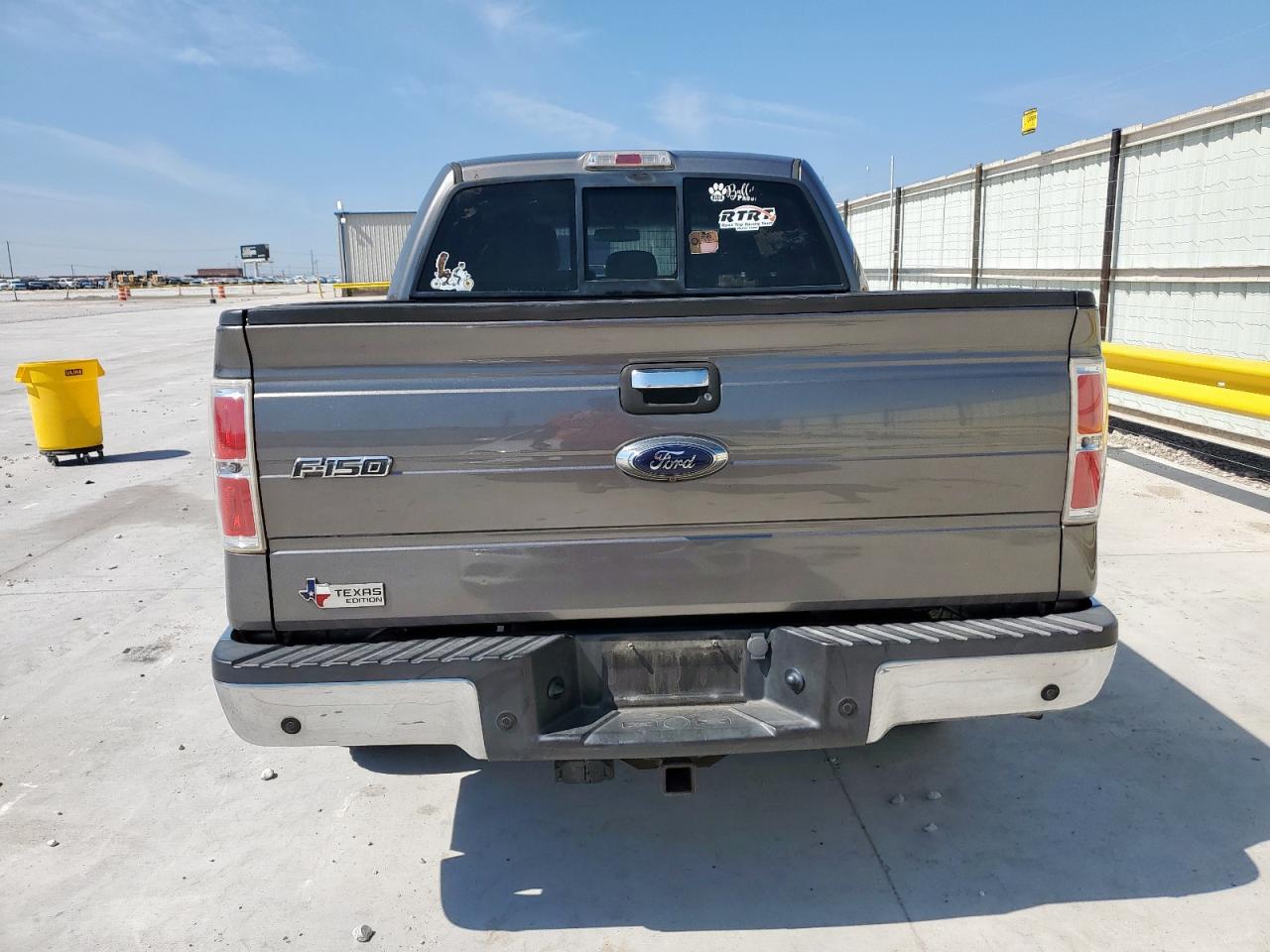 FORD F-150 SUPERCREW