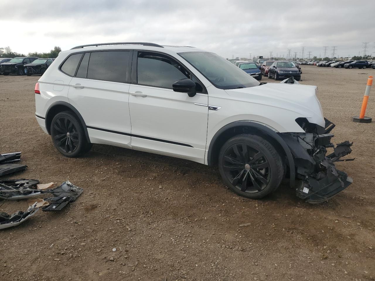 VOLKSWAGEN TIGUAN SE