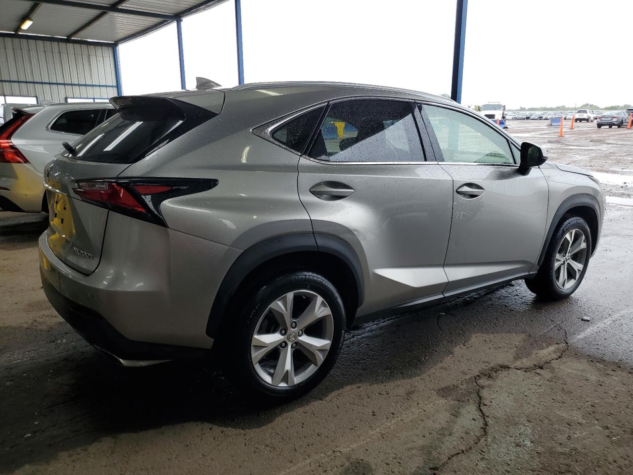 LEXUS NX 200T BASE