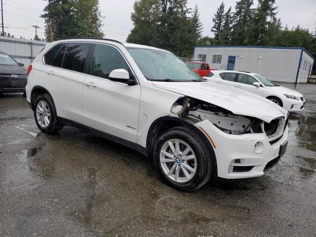 2015 BMW X5 XDRIVE3 5UXKR0C56F0P00411