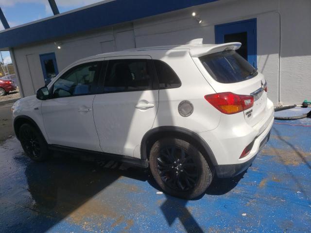 MITSUBISHI OUTLANDER 2018 white  gas JA4AP3AU5JZ020853 photo #3