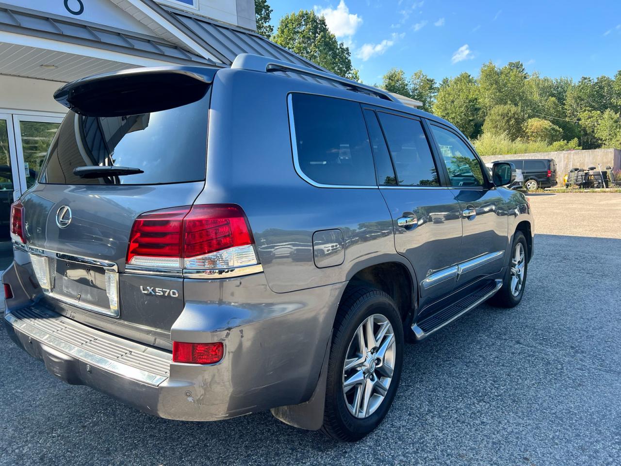 LEXUS LX 570