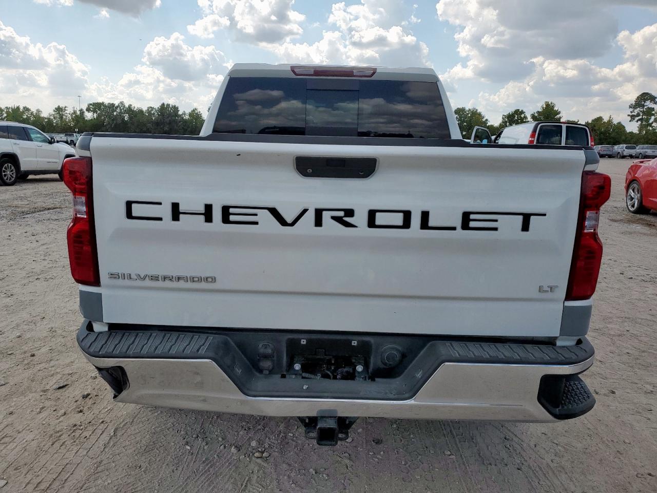 CHEVROLET SILVERADO C1500 LT